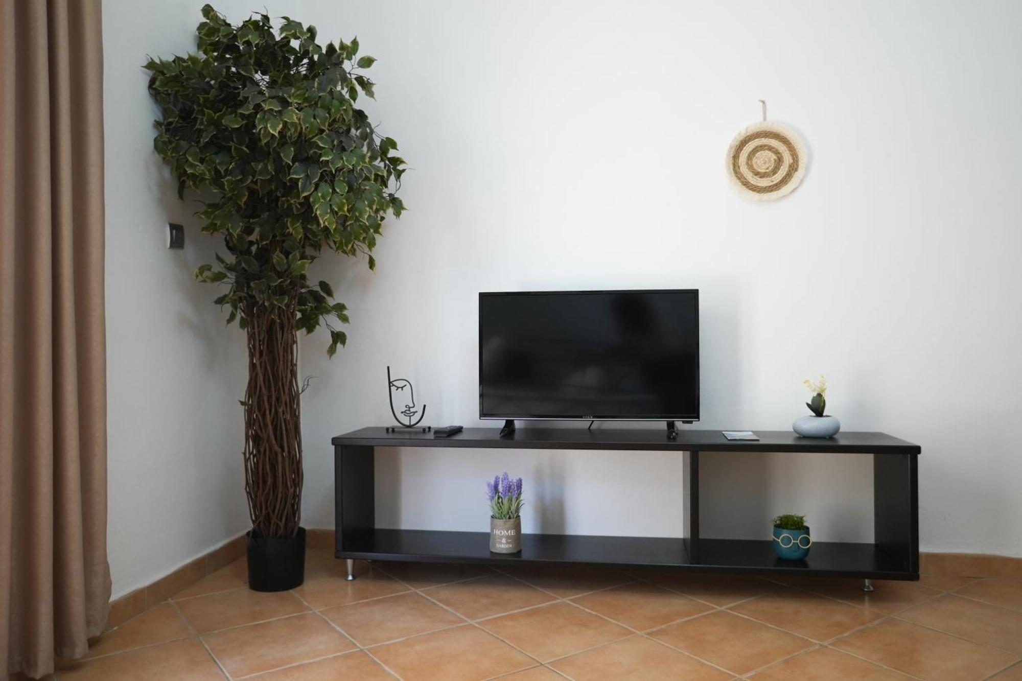 Saranda Waterside Apartments Bagian luar foto