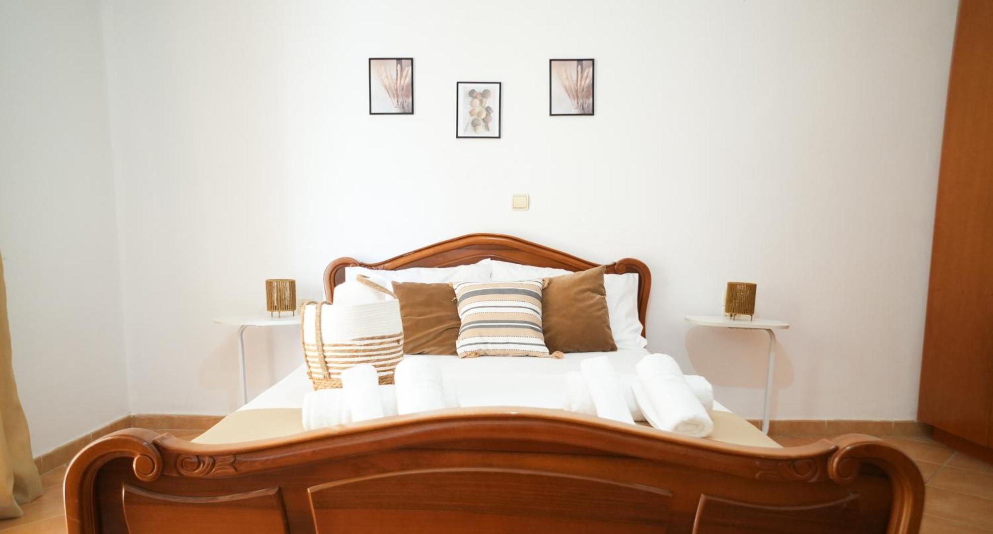 Saranda Waterside Apartments Bagian luar foto