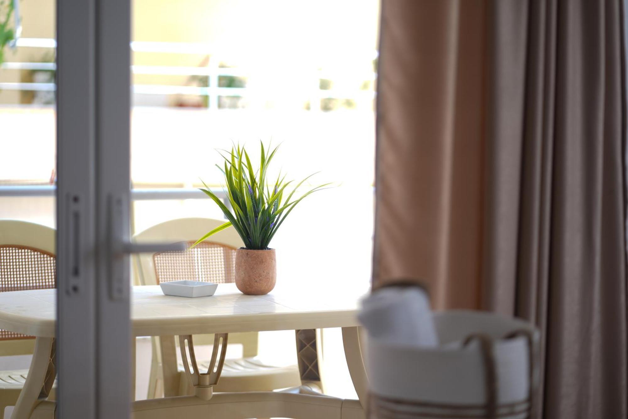 Saranda Waterside Apartments Bagian luar foto