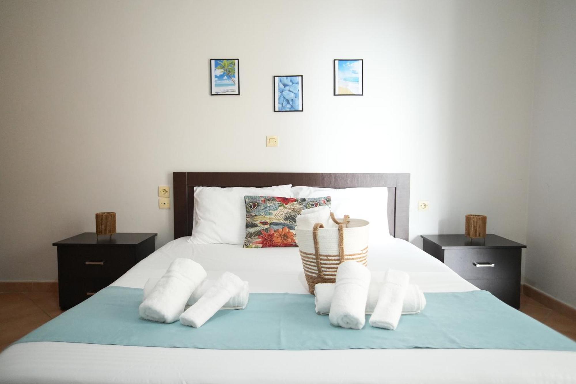 Saranda Waterside Apartments Bagian luar foto