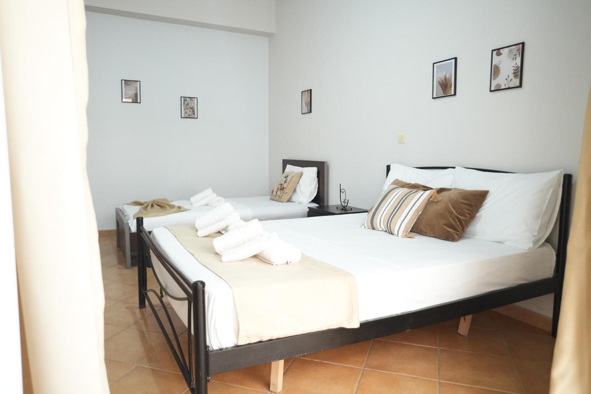 Saranda Waterside Apartments Bagian luar foto